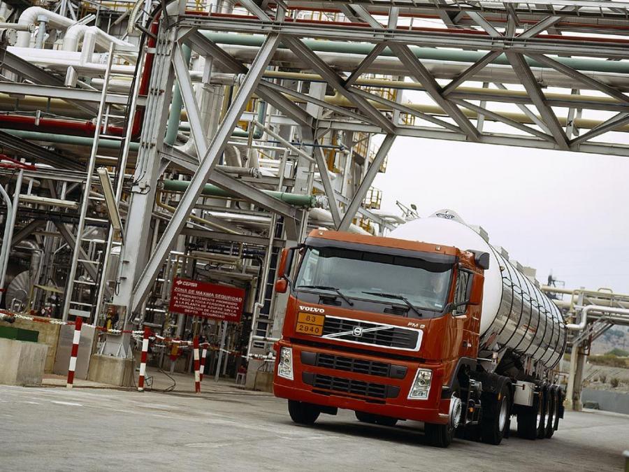  Volvo FM12 4x2 2003 года  (фото 17 из 30)